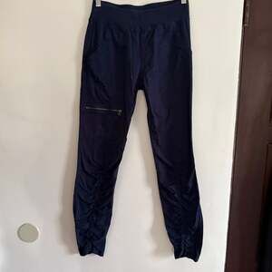 Wearables by XCVI Navy Blue Ruched Leg Pull-on Cotton Pants | Extra Small